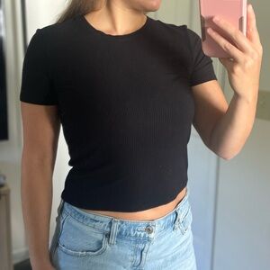 *5/$20 or 3/$15* Classic Black Ribbed Short Sleeve Shirt